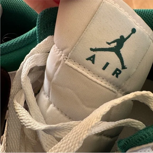 Nike Jordan 1 Mid SE Green Gray